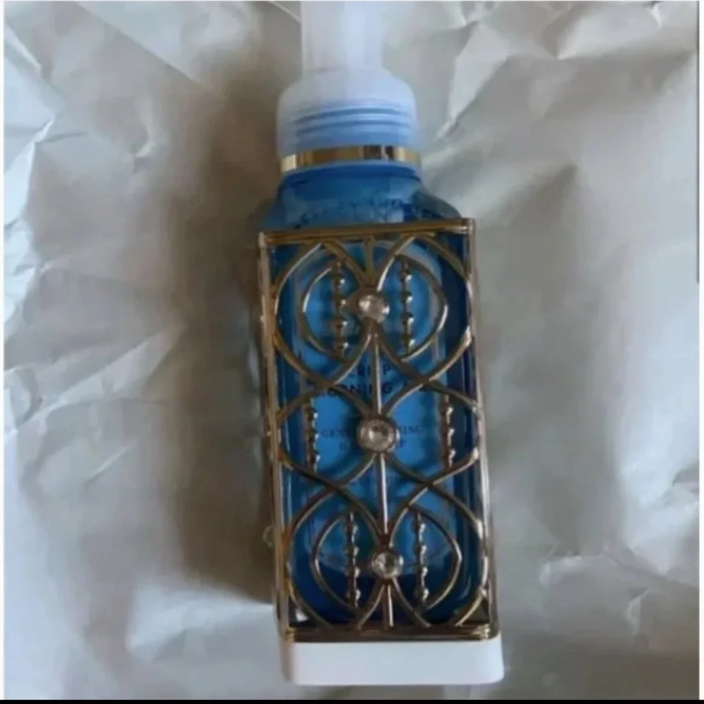 NWT Gilded and Studded Bath and Body Works Handsoap Holder